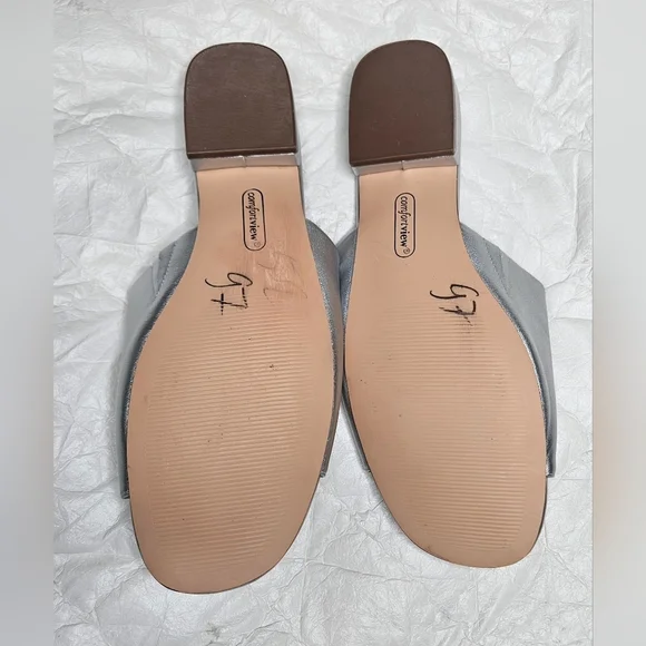 ❤️Comfortview Silver "Capri" Sandals Slides Size 12M Casual Shoes Cruise Slipon - Picture 4 of 8